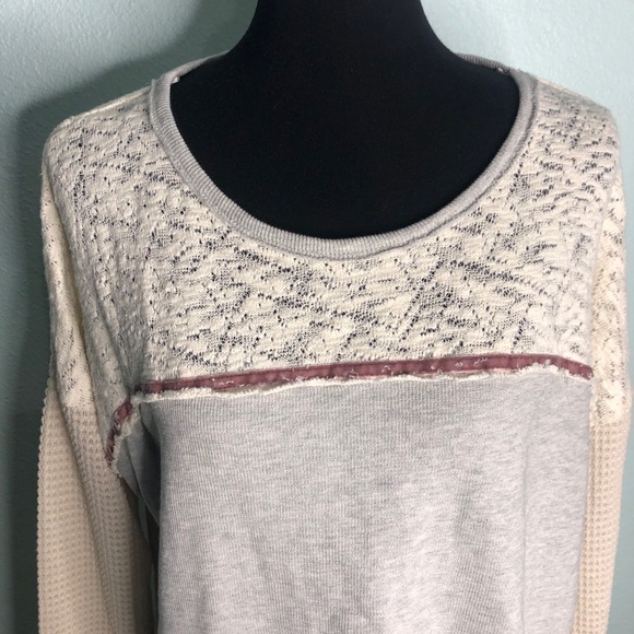 NWT Knox Rose Women's Lace Crewneck Sweatshirt. - Picture 4 of 11